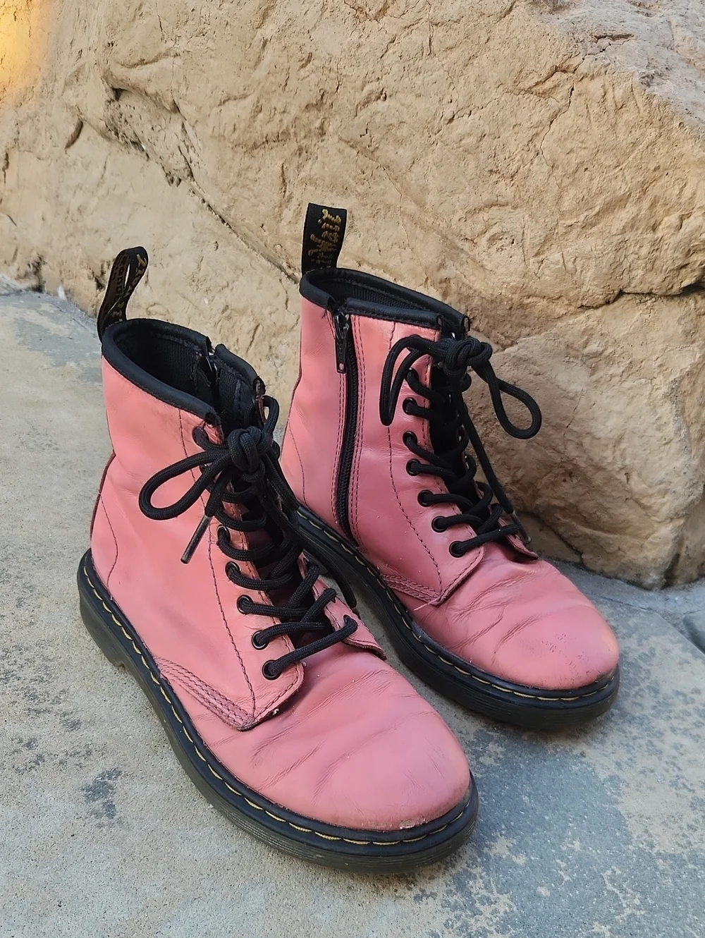 Dr. Martens 1460 Pink Lace-Up Combat Boots Size 2 Kids Girls Classic Punk Style